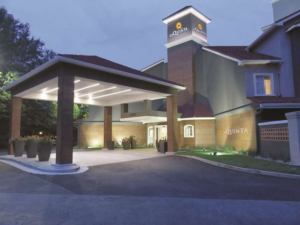 亚特兰大普瑞米特医疗中心拉金塔套房酒店 桑迪斯普林斯 外观 照片